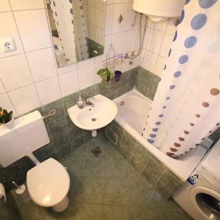 Old City/beach 13 Minutes Away, Parking, For 4 Daire *